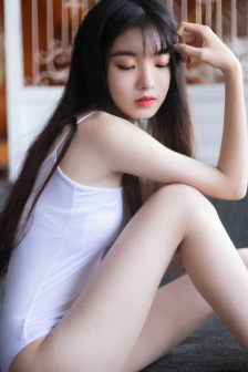这两个球球一直摇晃个不停
